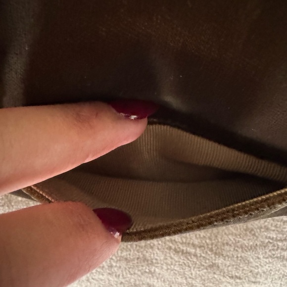 Rare Vintage Givenchy logo clasp brown handbag - Picture 7 of 12